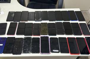 Celulares recuperados (Foto: Divulgação/SSP-PI)