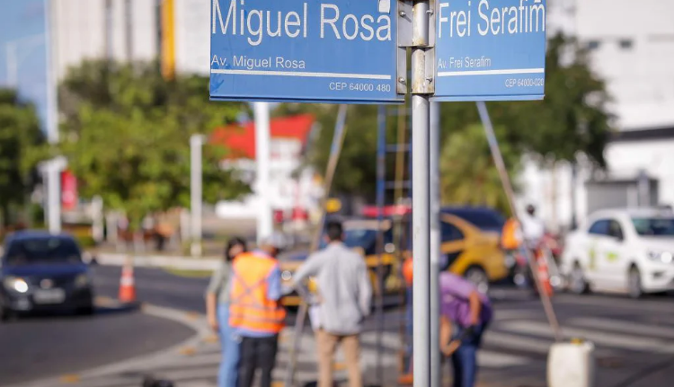 Cruzamento da Av. Frei Serafim com Miguel Rosa.