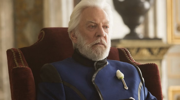 Donald Sutherland como Presidente Snow, em Jogos Vorazes.