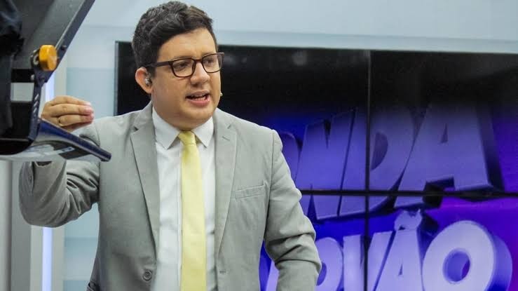 Erlan Bastos pede demissão da TV Meio