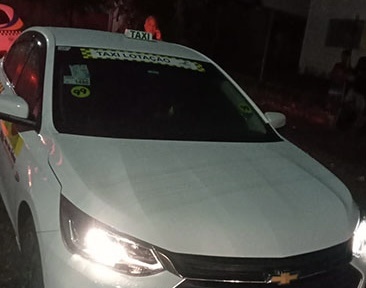 Ex-policial é encontrado morto dentro de táxi