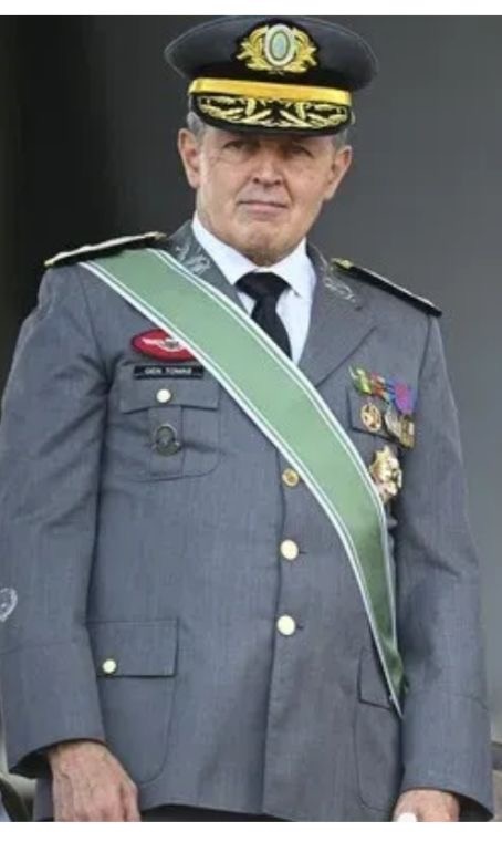 General Tomás Paiva quer parceria com a China