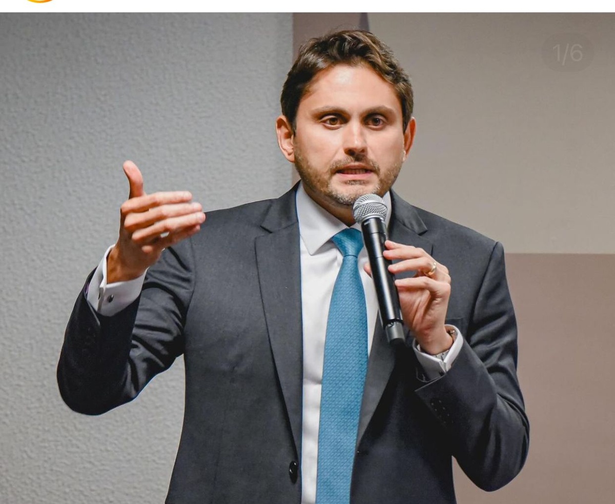 Ministro durão. Juscelino Filho foi indiciado por supostas malversarias com dinheiro público, mas ele nega tudo. E se segura no cargo