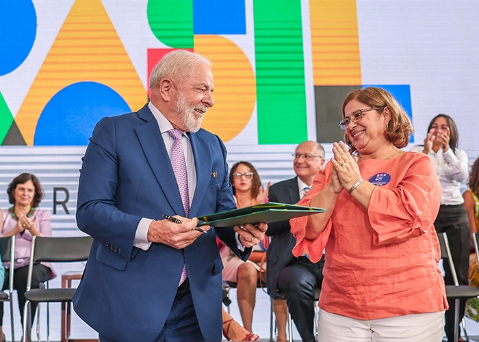 Presidente Lula e a ministra Cida Gonçalves