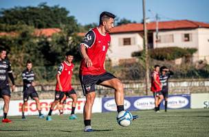 Renan Oliveira (Foto: Reprodução/Instagram)