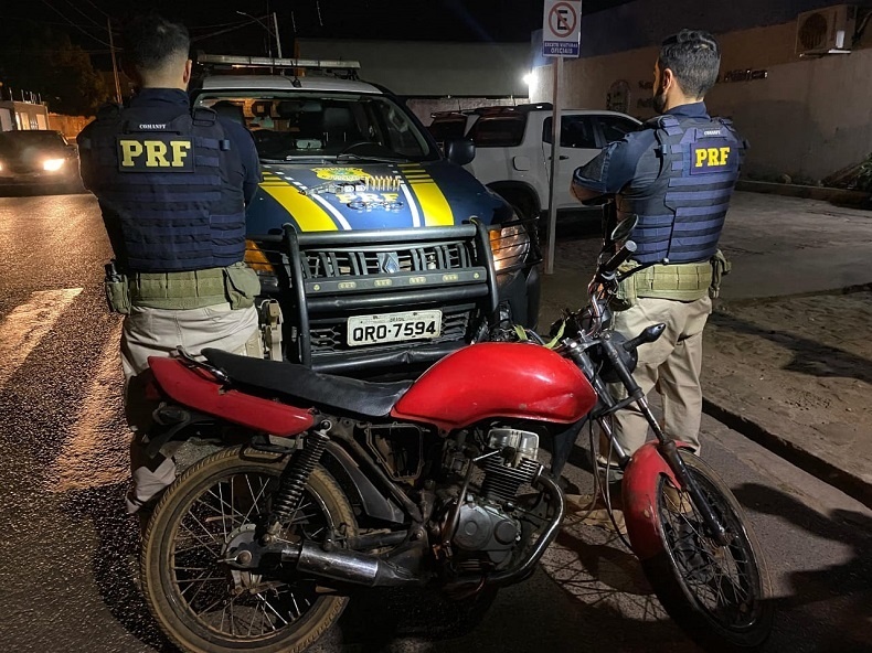 Veículo adulterado foi apreendido pela polícia