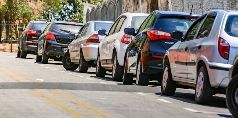 Veículos abandonados serão removidos pela Strans em Teresina