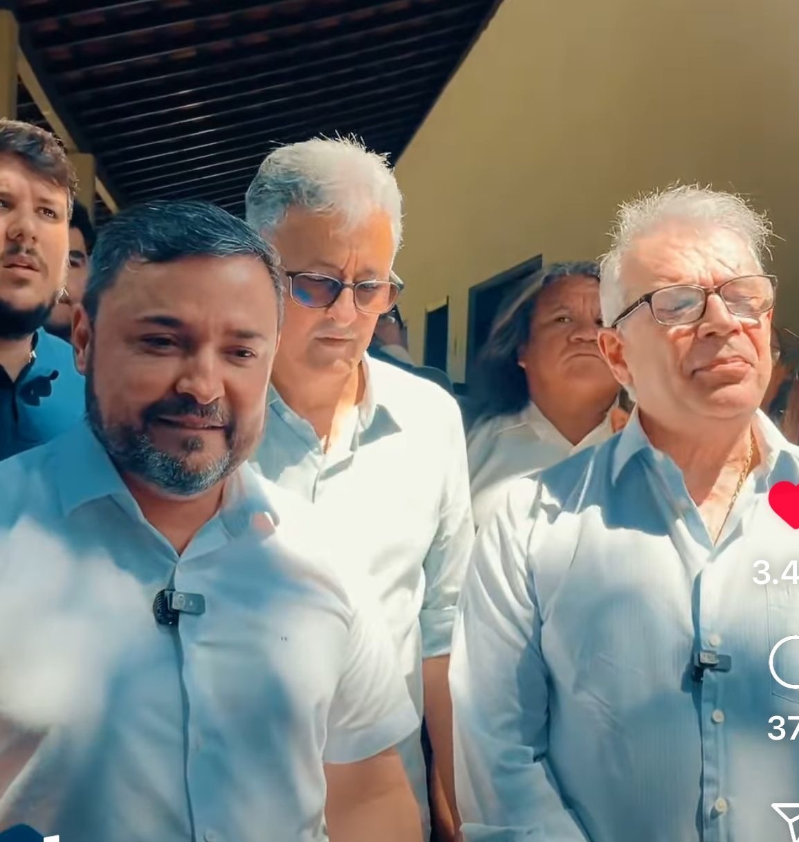 A adesão de JVC ao PT contrariando os 10 conselhos do pai, Seu João.
