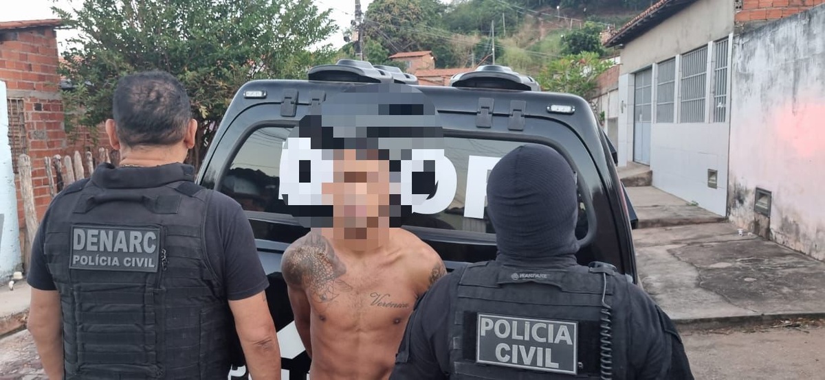 A prisão foi realizada por equipes do DENARC E DEOP