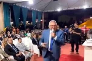 Após repercussão de suas falas, o pastor pediu desculpas. (Foto: Reprodução)