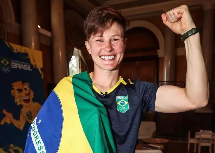 Após superar câncer, Raquel Kochhan está pronta para Olimpíadas.