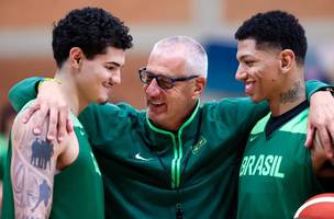 Brasil (Foto: Basquete)
