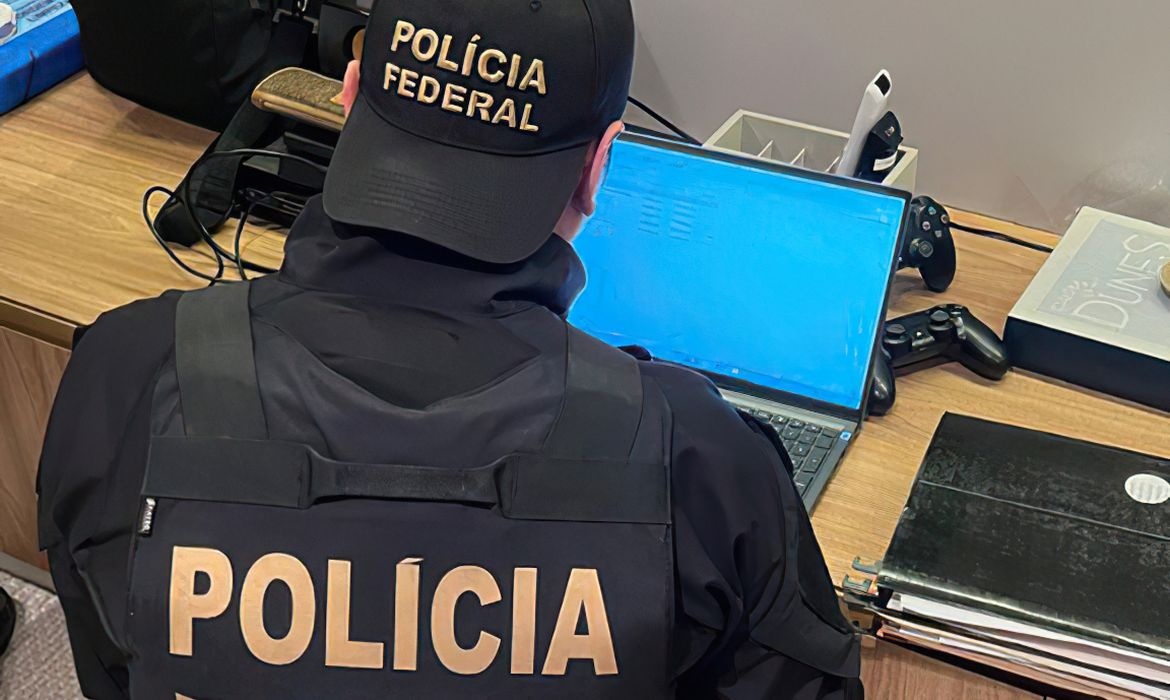 Combate fraudes
