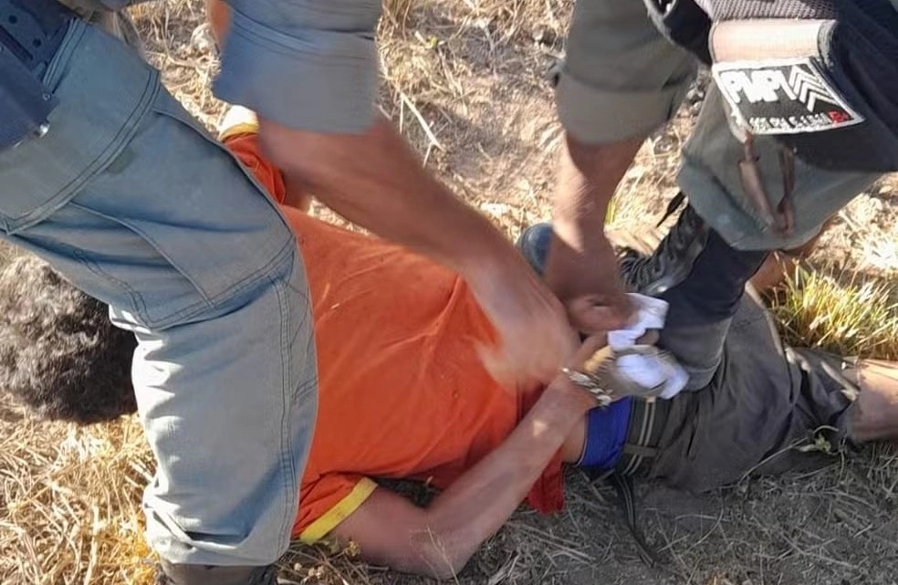 Homem é preso após pedir carona e assaltar motoristas em Baixa Grande do Ribeiro
