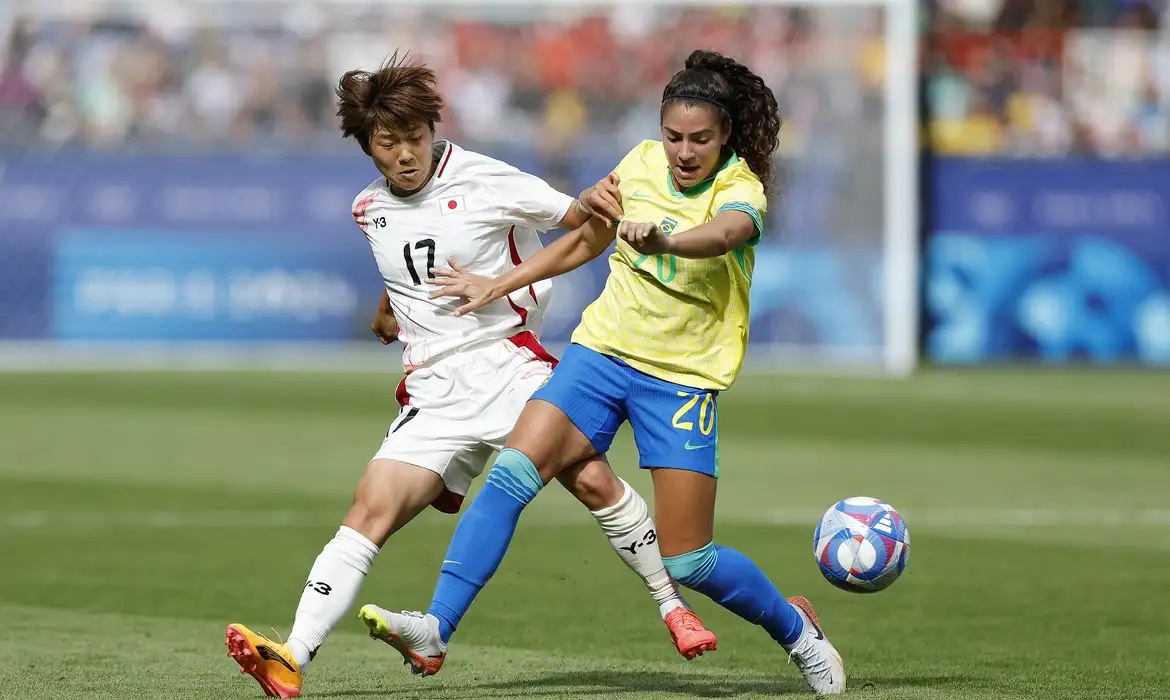 Japão vence por 2 a 1 e impedem classificação antecipada da seleção.