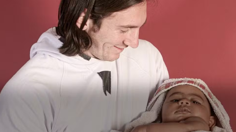 Lionel Messi e Lamine Yamal.