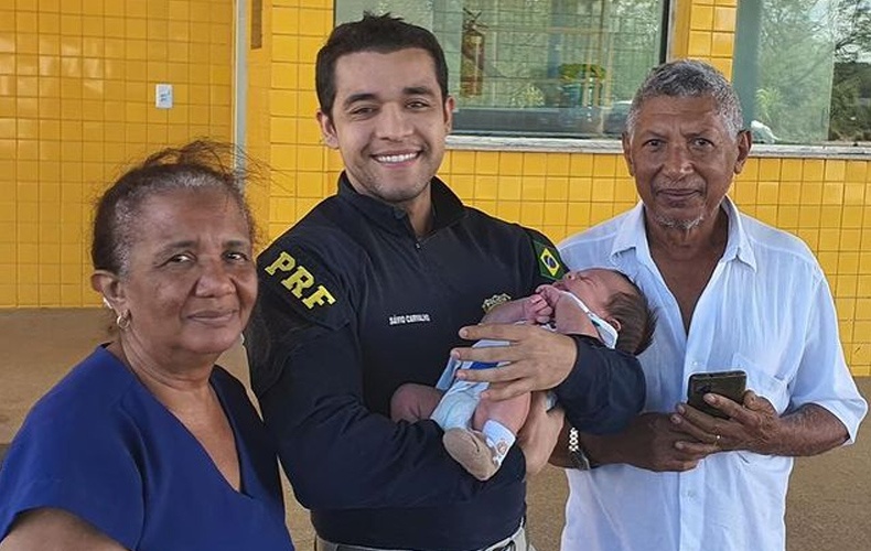 Os avós da bebê teriam procurado ajuda no posto de fiscalização entre Teresina e Demerval Lobão.