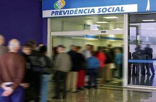 Paralisação por tempo indeterminado foi aprovada em plenária nacional e busca valorização profissional. (Foto: Reprodução)