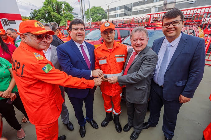 Rafael Fonteles nomeia 205 novos bombeiros nesta segunda-feira (21)
