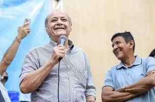 Silvio Mendes fala sobre projetos em evento realizado nesta quinta-feira (4) (Foto: Divulgação)