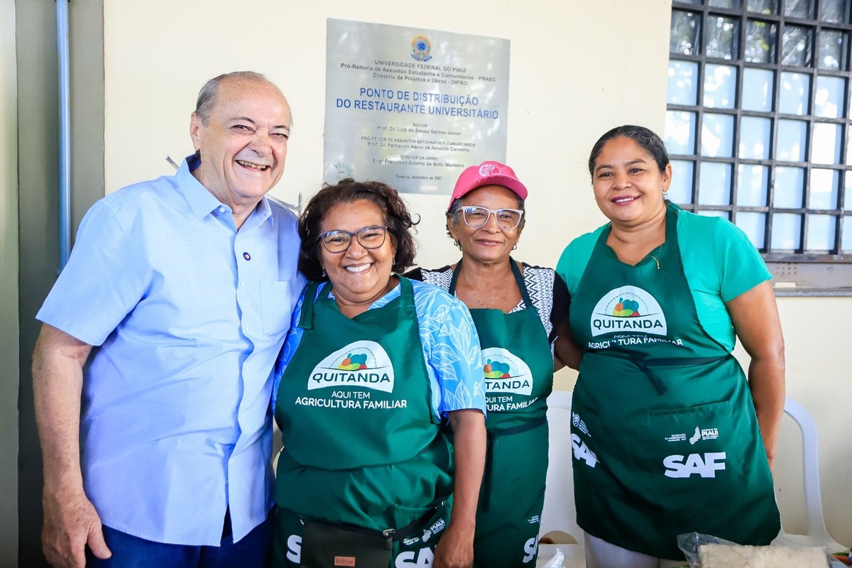 Silvio Mendes na Feirinha Verde.