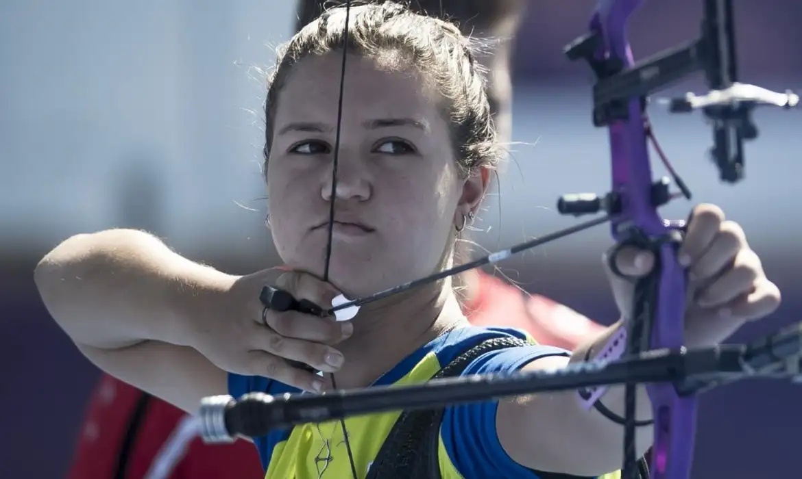 : Ana Luiza Caetano se despede nas oitavas de final