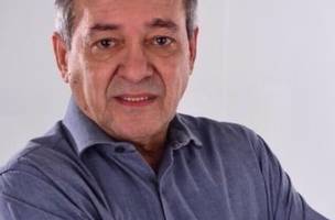 Arimateia Azevedo, vítima de calúnias desferidas por seu trabalho jornalístico. (Foto: Reprodução)