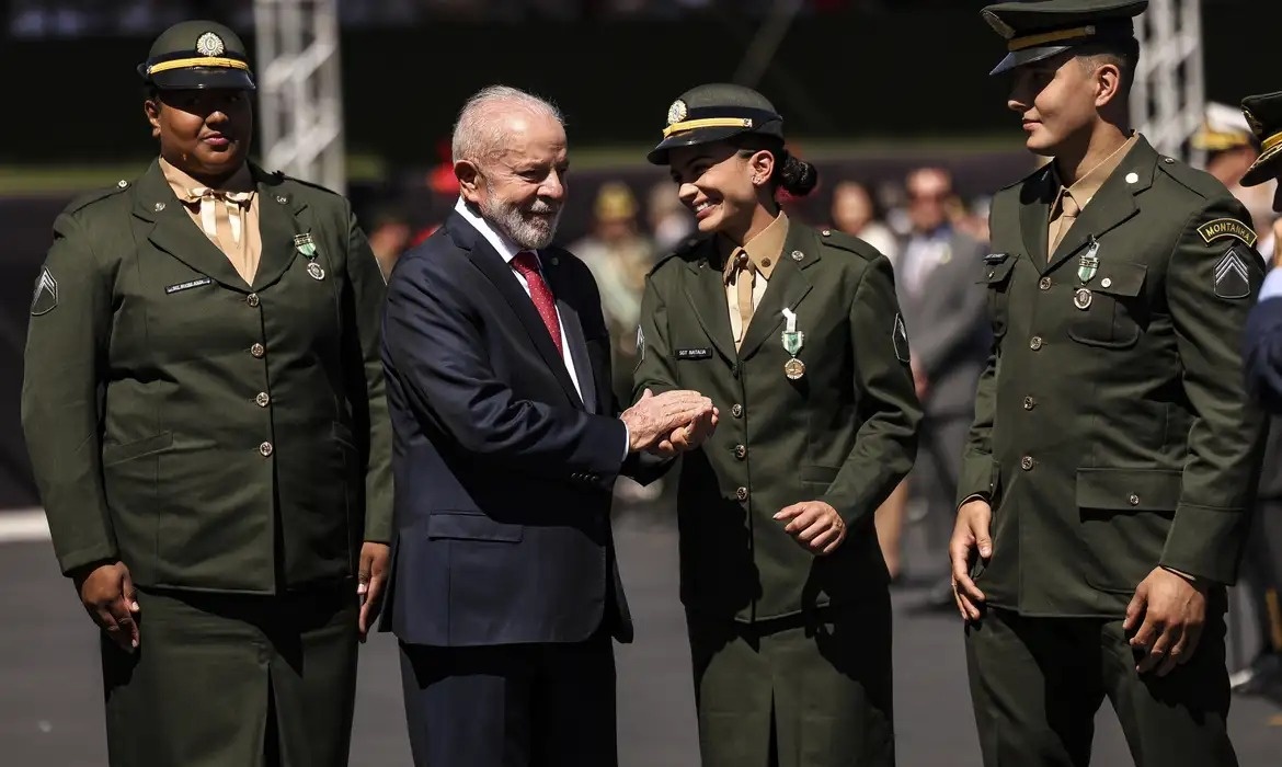 Atletas e Soldados Condecorados