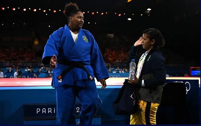 Beatriz Souza e Sarah Menezes