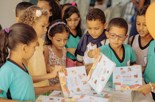 Biblioteca Renovarte: Coleção Todos Cabem no Nosso Mundo (Foto: Renovarte Produtora Cultural)