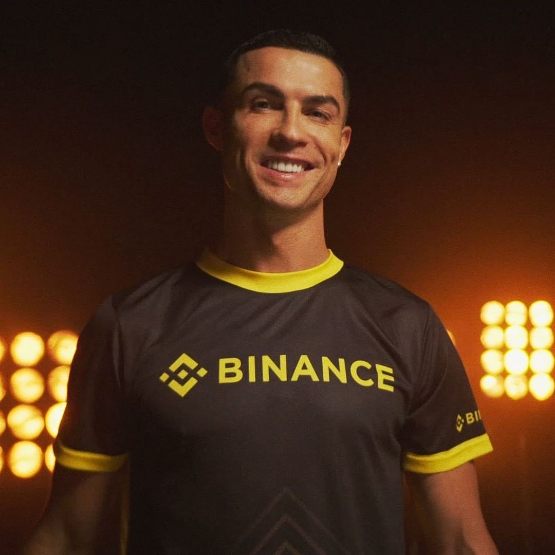 Cristiano Ronaldo conquista 35 milhões de inscritos no YouTube em apenas 48 horas.