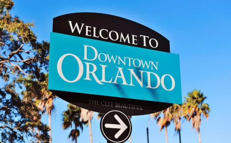 Descubra as atrações essenciais para suas férias em Orlando, onde a diversão e a magia se encontram. Prepare-se para explorar parques temáticos incríveis, experiências educativas e momentos inesquecíveis com sua família.