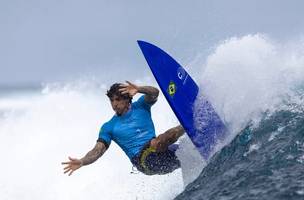 Gabriel Medina. (Foto: Reprodução/Ed Sloane / POOL / AFP)