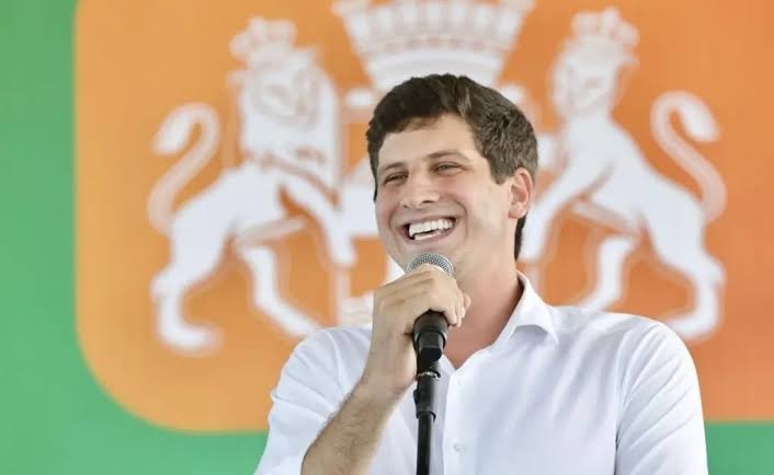 João Campos, prefeito de Recife, tem 80% dos votos para ganhar fácil a reeleição