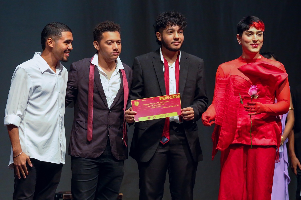 LUTASI VENCE O MAIOR FESTIVAL DE TALENTOS DO PIAUÍ