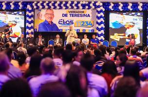 Mendes destaca plano de educação inclusiva com foco no apoio a crianças autistas, durante evento na zona Leste da capital. (Foto: Reprodução/Suyane Mesquita)
