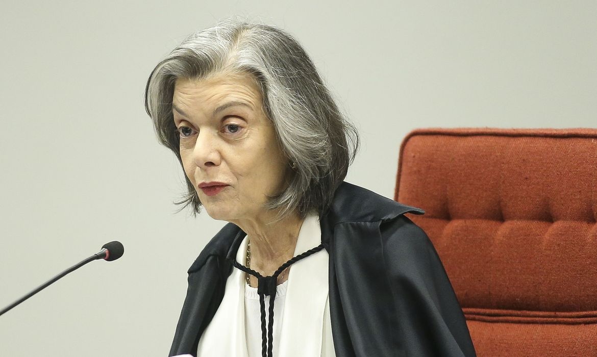 Ministra Carmem Lucia