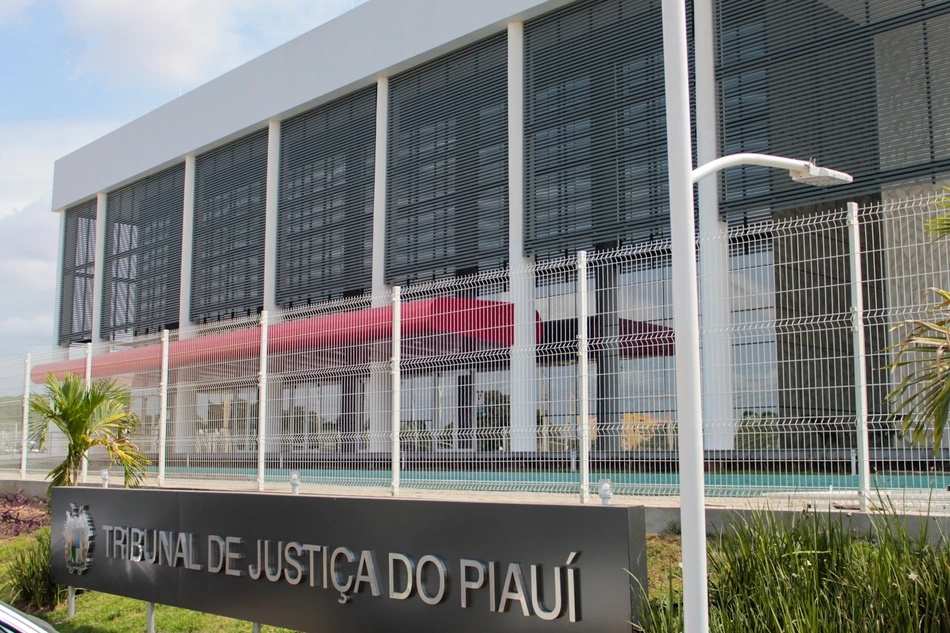 Solenidade marca o início da Central de Vagas do Socioeducativo e reforça compromisso com a justiça e inclusão social no estado.