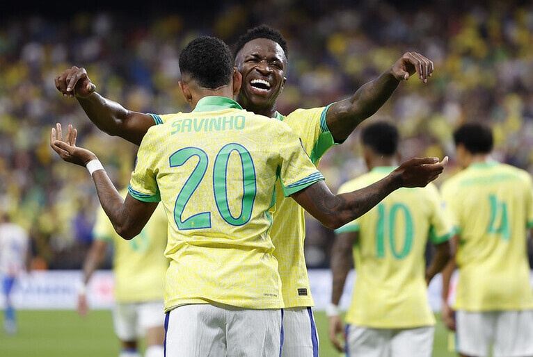 Vini Jr brilhou na partida e foi essencial para a vitória da seleção