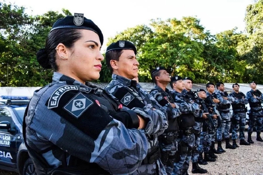 acaba com discriminação em concursos para PMs e Bombeiros