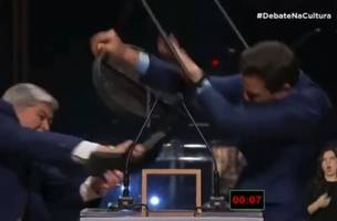 Datena agrediu Pablo Marçal com uma cadeira após provocações do candidato (Foto: Reprodução)