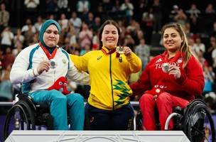 Em agosto de 2023 a paulista se tornou a primeira medalhista de ouro brasileira na categoria adulta em um Mundial de halterofilismo, em Dubai 2023. (Foto: Ana Patrícia/Comitê Paralímpico Brasileiro)
