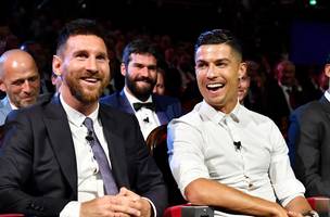 Messi e Cristiano Ronaldo (Foto: Reprodução/TNT Sports)