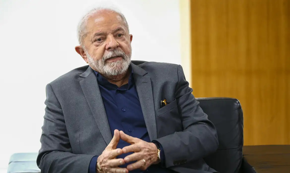 Presidente reafirma que membros do governo acusados de assédio não terão continuidade no cargo.