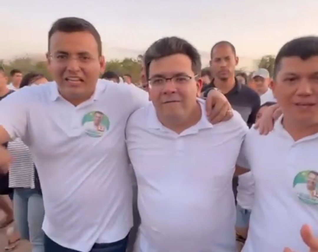 Rafael Fonteles foi a Cocal dar apoio ao “pegador” da cidade, o prefeito Douglas.