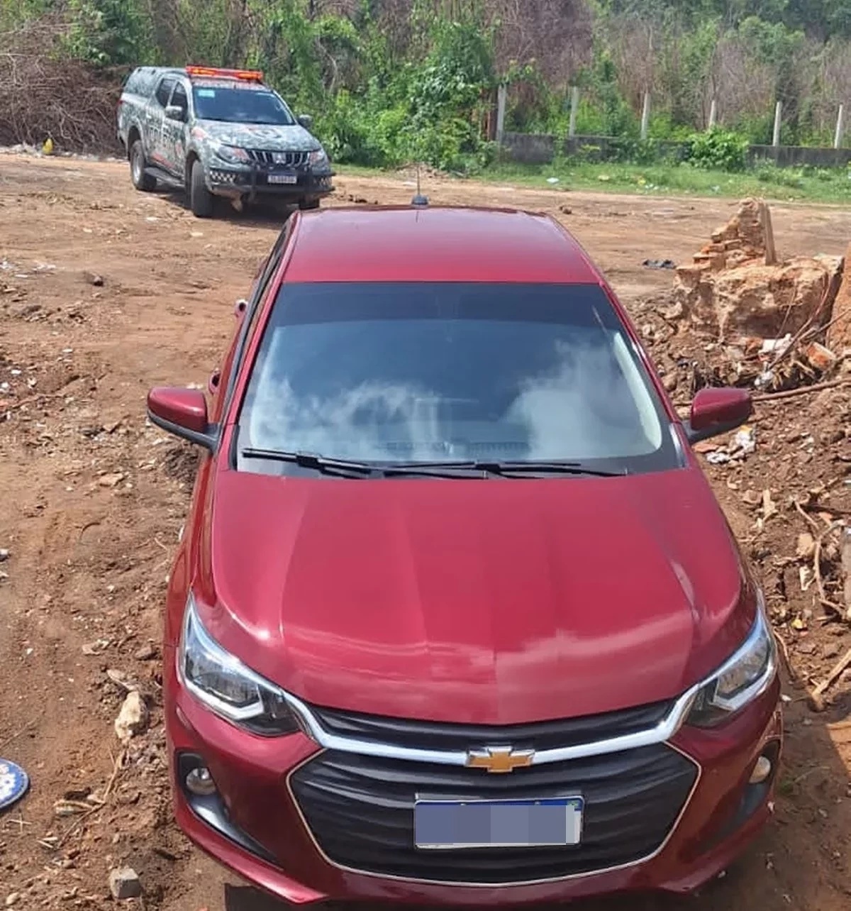 Chevrolet Onix foi recuperado e devolvido ao proprietário