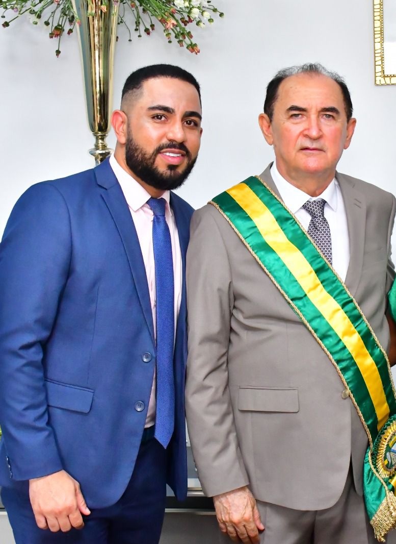 Douglas Cipriano assume Secretaria de Comunicação de Floriano