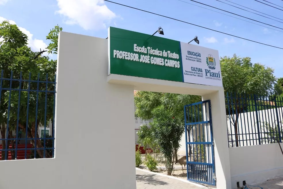 Escola Técnica Estadual de Teatro Professor Gomes Campos.