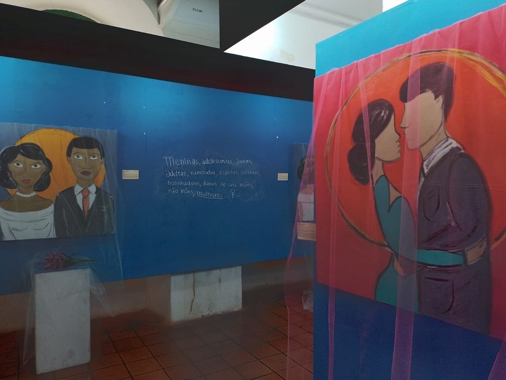 Museu do Piauí apresenta obras que retratam a história de luta de mulheres que enfrentam a hanseníase e o estigma associado.