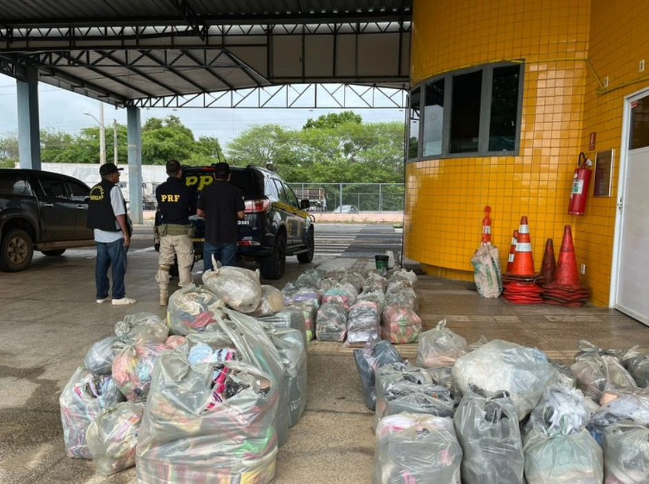 PRF apreende quase 1.500 calçados em operação no Piauí